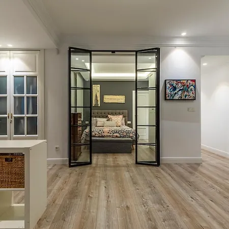 110 M2 In Abando Close To Guggenheim With Parking Lägenhet