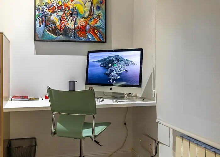 110 M2 In Abando Close To Guggenheim With Parking