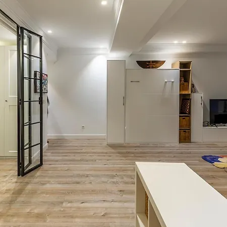 110 M2 In Abando Close To Guggenheim With Parking *