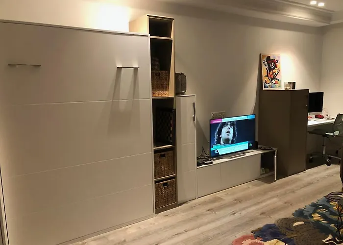 110 M2 In Abando Close To Guggenheim With Parking *