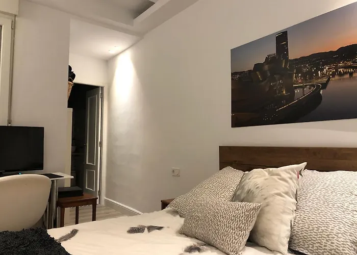 Apartamento 110 M2 In Abando Close To Guggenheim With Parking