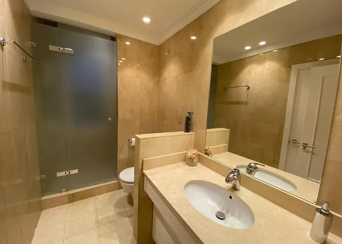 Apartamento 110 M2 In Abando Close To Guggenheim With Parking Bilbau