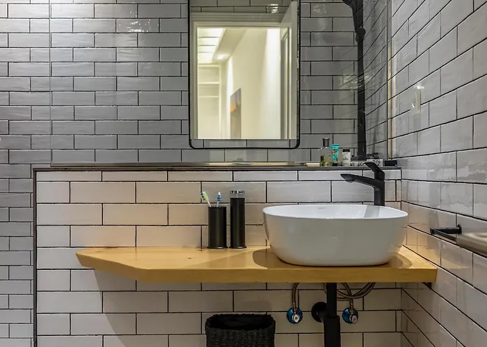 110 M2 In Abando Close To Guggenheim With Parking * Bilbau