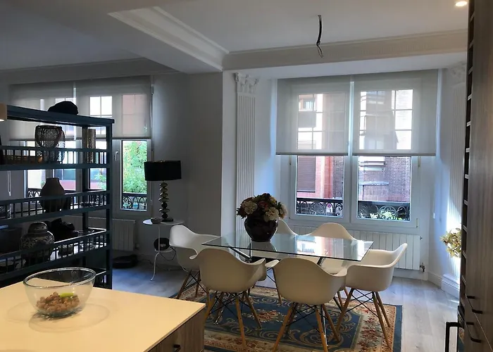 110 M2 In Abando Close To Guggenheim With Parking