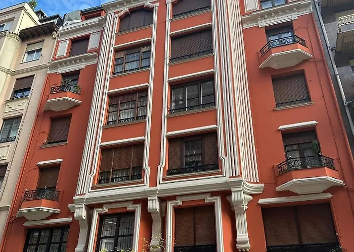 110 M2 In Abando Close To Guggenheim With Parking Bilbau