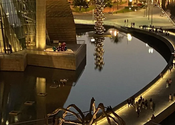 Apartamento 110 M2 In Abando Close To Guggenheim With Parking Bilbao